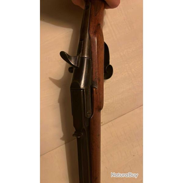 Je vend une magnifique carabine de jardin 9 mm flobert type warmant de qualit 18 eme comme neuve.