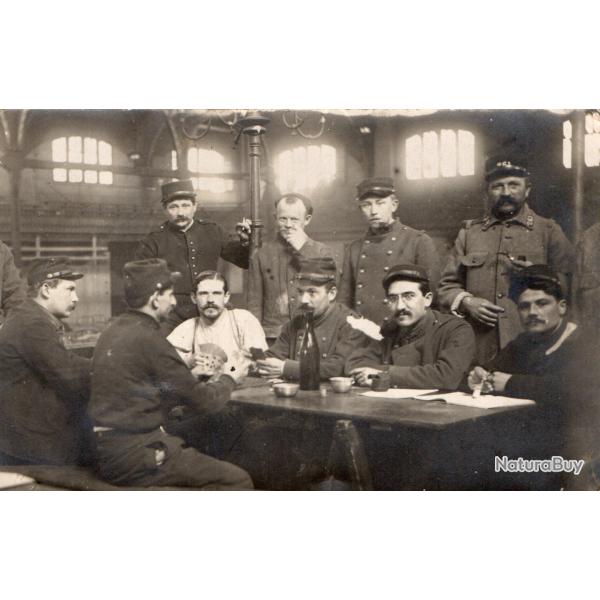 CPA -Photo - Un Groupe Soldats  - N�4069