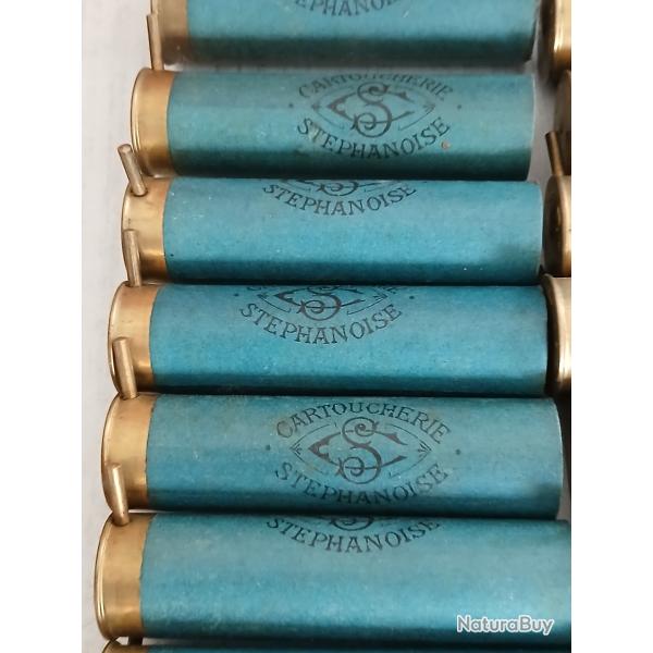 Cartouches  broches diffrents calibre et poudre de chasse