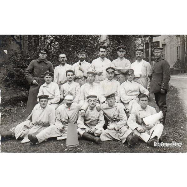 CPA -Photo - Un Groupe Soldats Allemands - N�4280