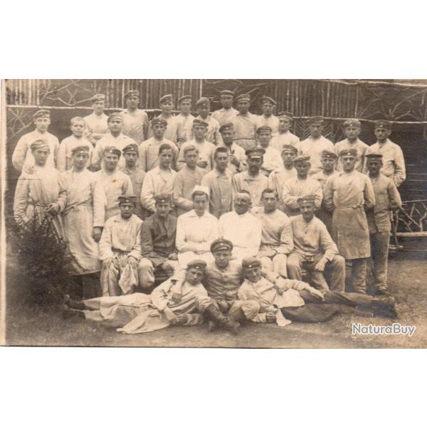 CPA -Photo - Un Groupe Soldats Allemands - N�4282