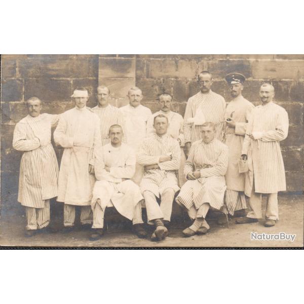 CPA -Photo - Un Groupe Soldats Allemands - N�4286