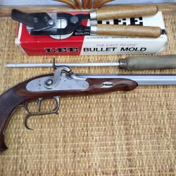 Pistolet Pedersoli Lepage &agrave; percussion (rare en calibre 38).