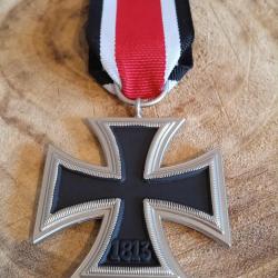 croix de fer repro ( LIVRAISON GRATUITE LETTRE VERTE )