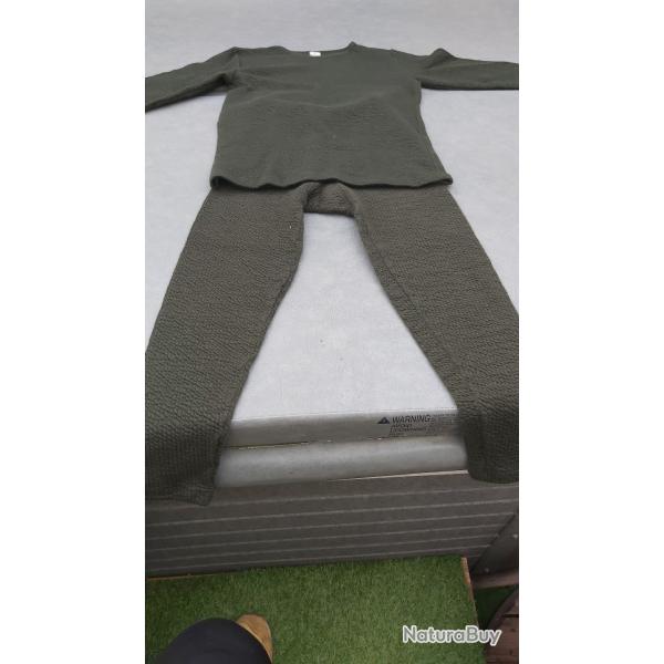 Ensemble sous vetement chaud pour chasse , peche , hiver , arme francaise