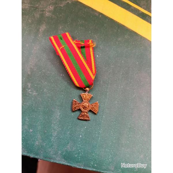 R�duction de la croix du combattant