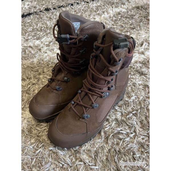 Haix Gore-Tex - Taille 39 - NEUVES - Bottes randonn�e / chasse / mili