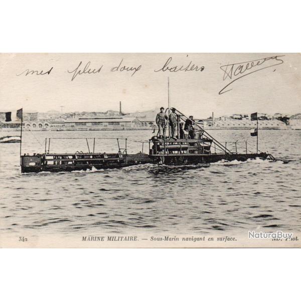 CPA -  Marine Guerre  -  SOUS MARIN  NAVIGANT EN SURFACE - N� 4304