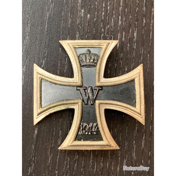 Croix De Fer Allemande (WWII) - Reproduction Avec Feuille De Chêne, Épées, Diamants Et Boîte - Neuf