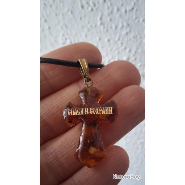 PENDENTIF CROIX "SAUVE ET PROT�GE" AMBRE DE LA MER BALTIQUE NEUF RUSSIE
