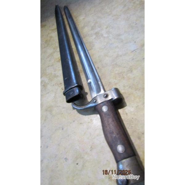 baionnette Berthier mod 1892, quillon non coup N identiques Plutt TBE brunissage