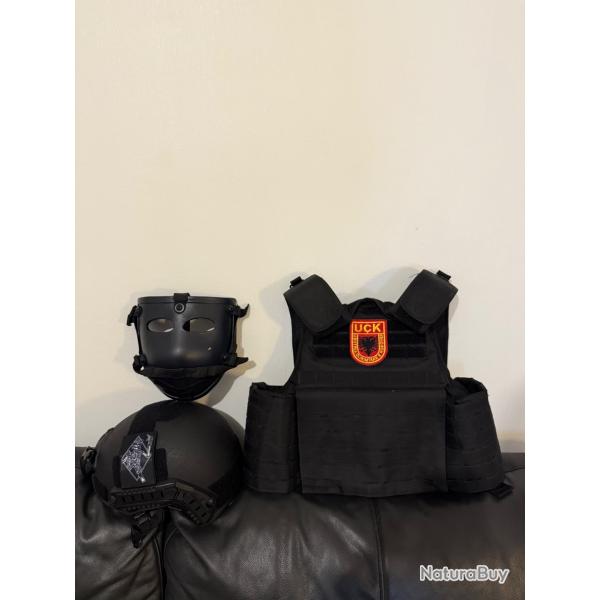 GILET PARE BALLE AVEC 2 PLAQUES BALISTIQUES SAPI PE NIJ3 AEGIS + CASQUE PARE BALLE SWAT 3A + MASK 3A