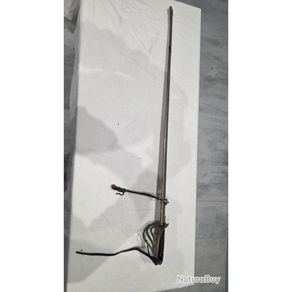 pe de cavalerie franaise Modle 1882 - avec fourreau et dragon - tat d'origine