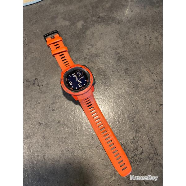 Montre GPS Garmin Multi-Fonctions Instinct - Rouge