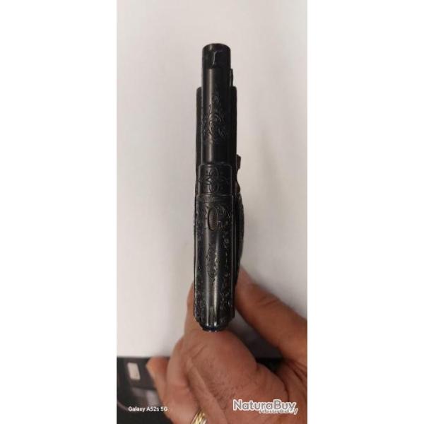 PISTOLET EN CALIBRE 6.35 MODELE DE CHEZ MANUFRANCE " LE FRANCAIS" MODELE N3 844.EN PARFAIT ETAT