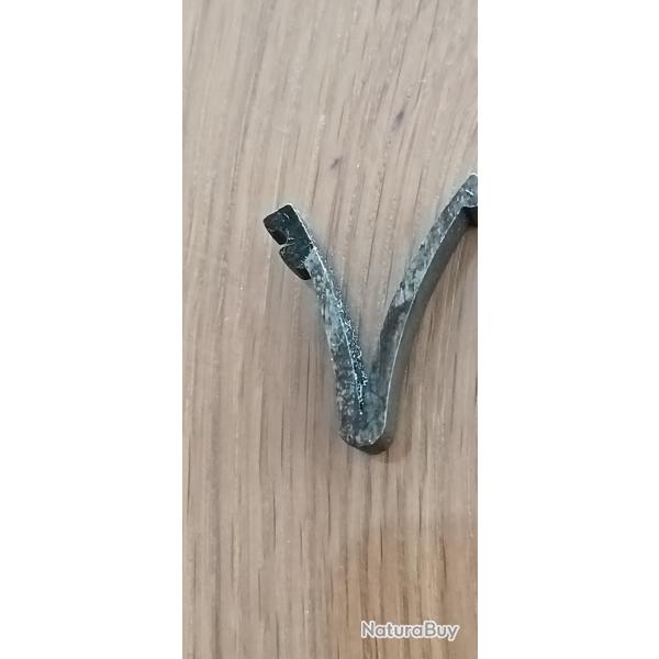 RESSORT EN "V"  LOT 38