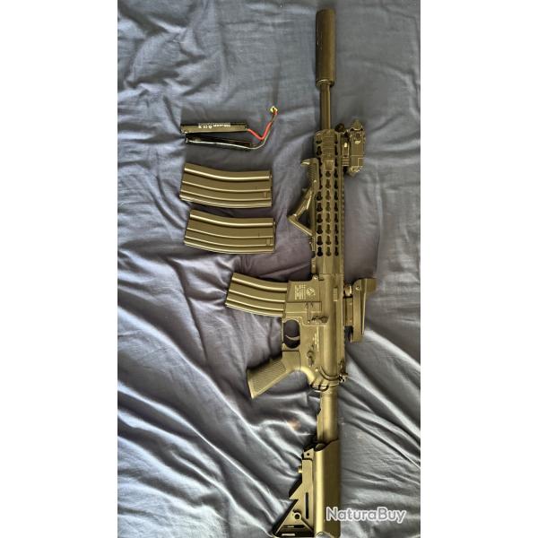 Rplique M4 Colt AEG