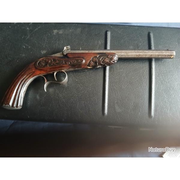 Pistolet de salon 9mm Flobert rare ( enchres 1 euro sans prix de rserve )