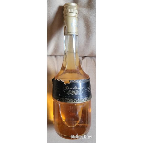 MARIE BRIZARD (1975) Bouteille de 70 cl