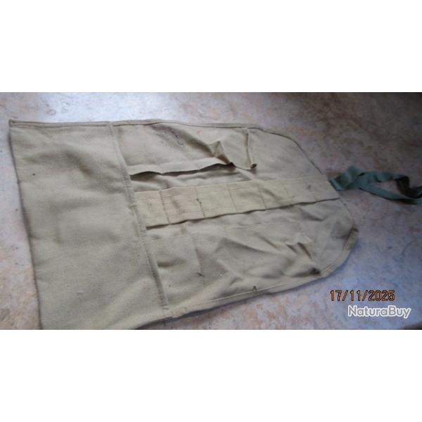 trousse toilette Canada ww2 seconde guerre Canadien Canadienne r�emploi Indochine Alg�rie