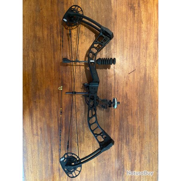 Arc compound PSE Brut ATK noir droitier