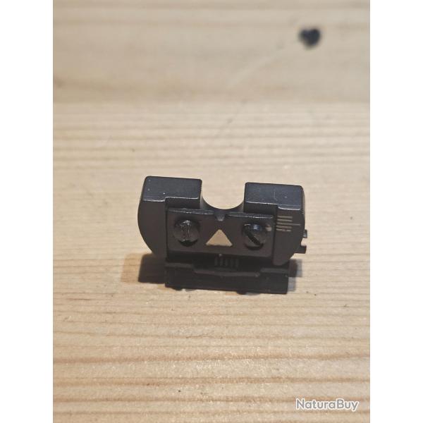 Hausse Williams repliable