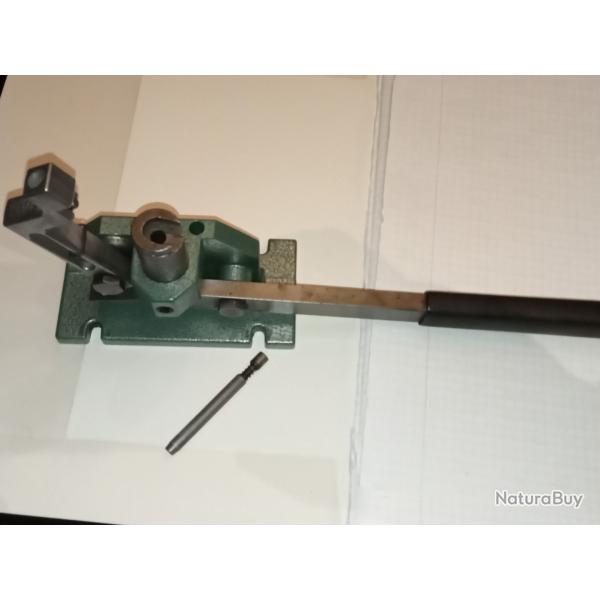 Outil d'amor�age : automatic primer tool RCBS