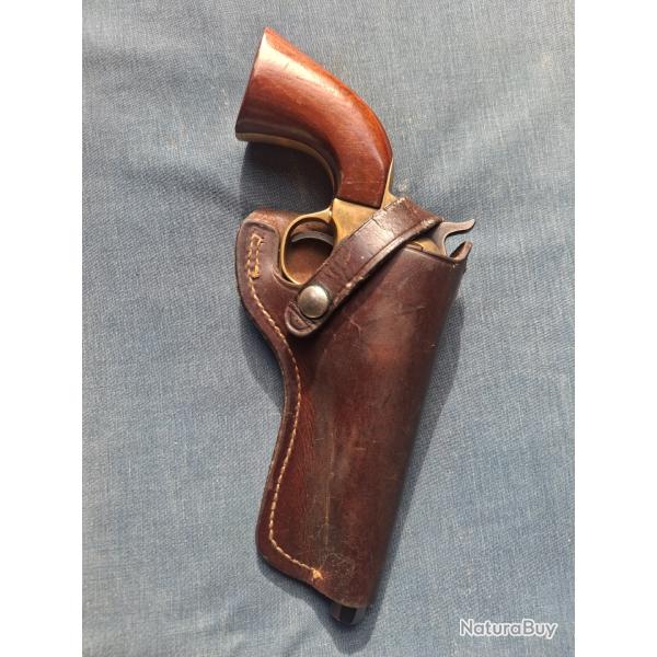 GIL HOLSTERS pour rvolver fdral en cuir