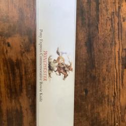 Couteau winchester comm&eacute;morative.