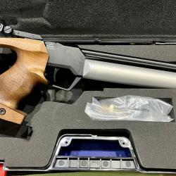 Pistolet SNOWPEAK PP30 PCP 4,5mm 7,5J + une bo&icirc;te de plombs offert