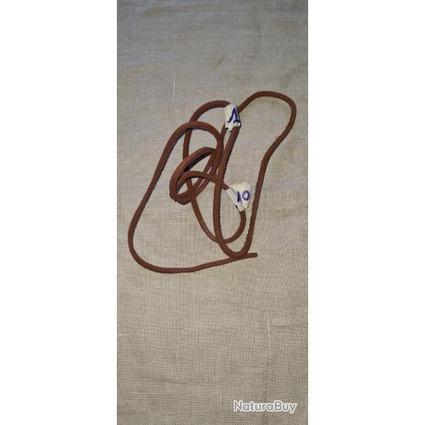 1  lacet cuir pour �tui de colt ou couteau US   1,10cm