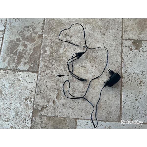 Chargeur de colliers et de centrale tek1