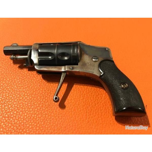 Trs beau revolver type vlodog calibre 6 mm avec cran de scurit