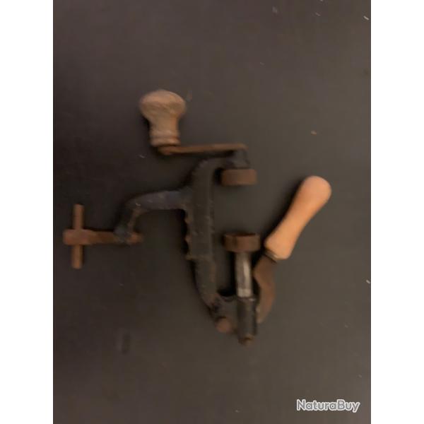 Sertisseur ancien pour cartouche calibre 16
