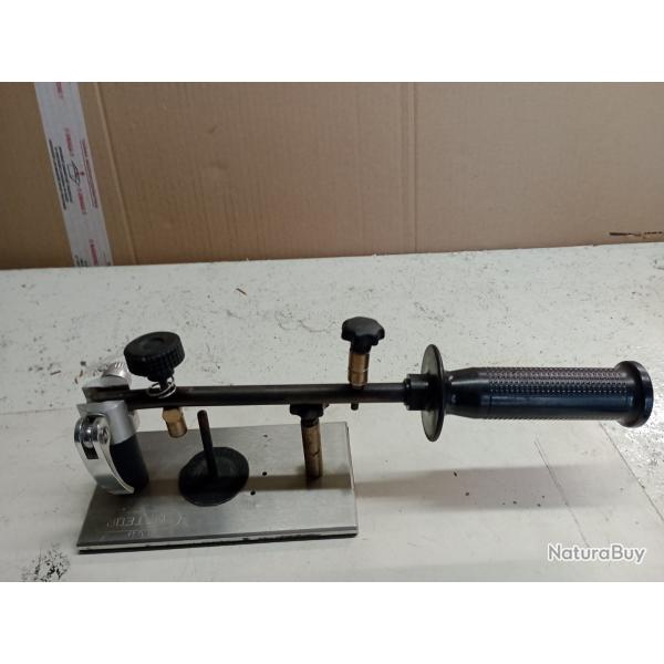 Presse de rechargement revolver poudre noire