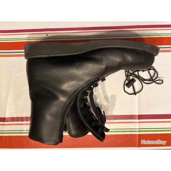 Vends chaussures professionnel. Esper