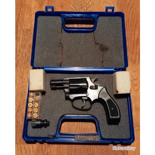 Revolver   blanc Smith & Wesson Chief special