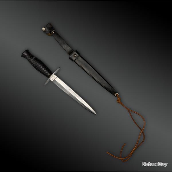 DAGUE des parachutistes de l'Arme de terre franaise / Beret Rouge - France - XXme sicle