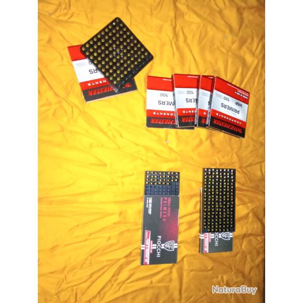 Lot 490 amorces winchester et 170 fiocchi