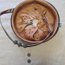 Int&eacute;rieur de casque taille 66 + 3 rivets + jugulaire 1943 WW2