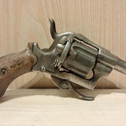 Revolver à broche 8mm 1 sans prix de réserve !