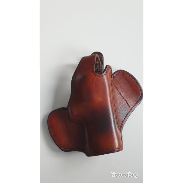 Etui cuir de marque Scorpion pour revolver RMR, Manurhin, Ruger