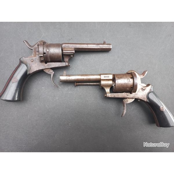 Lot de 2 revolvers  broches systme Lefaucheux 8mm