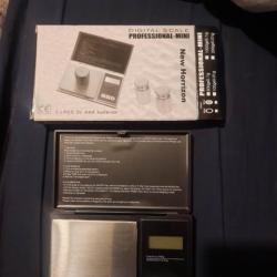 Balance de pr&eacute;cision 1