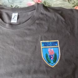 vend tee shirts neuf vert pi&eacute;geur agr&eacute;&eacute;