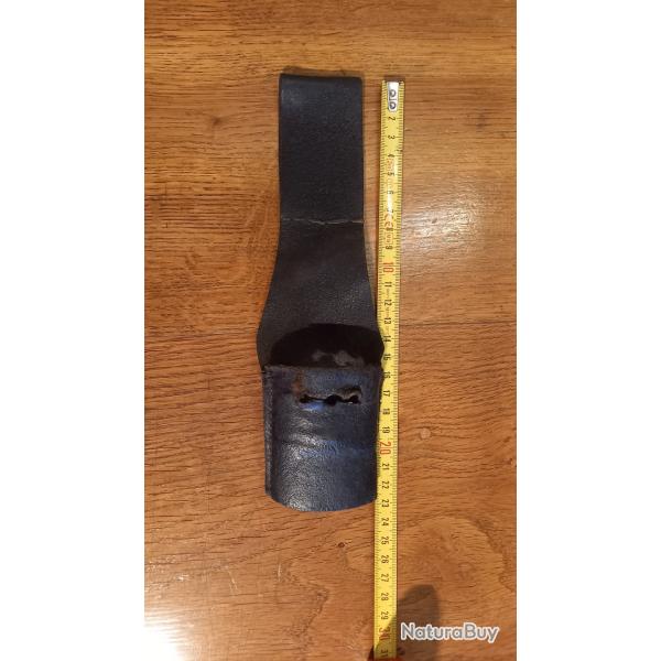Gousset porte-fourreau pour glaive 1831