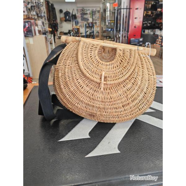 Panier de p�che fait main - rotin 3.5mm