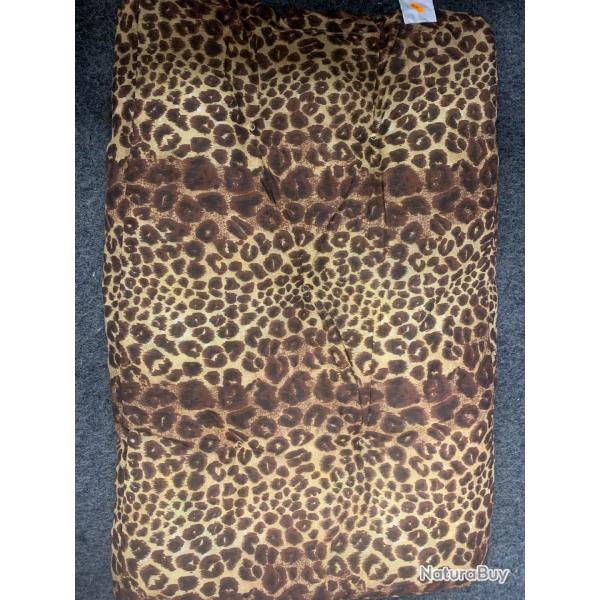 COUSSIN LEOPARD CHIEN EPAIS XL