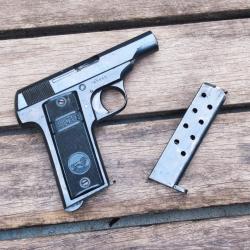 Pistolet Unique modèle 17 - Cal.7.65 Browning *1 sans prix de reserve*