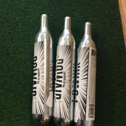 Lot de 3 Bouteilles de gaz CO2 de 88 gr